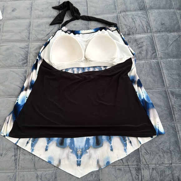 Aqua Green Halter Tankini top - Picture 3 of 6